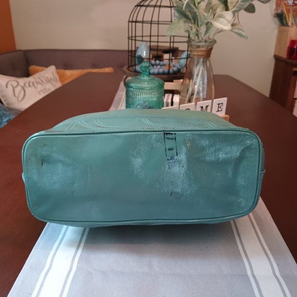 Coach Signature Patent Leather Hobo Shoulder Bag - Picture 5 of 9